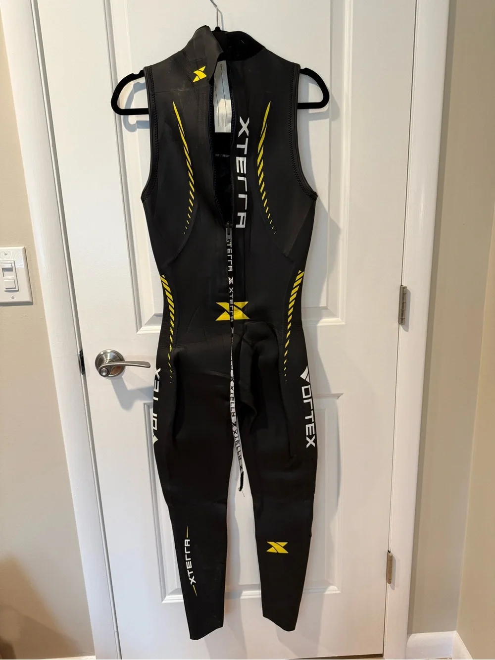 Xterra Men's Triathlon Wetsuit Sleeveless - Black & Yellow